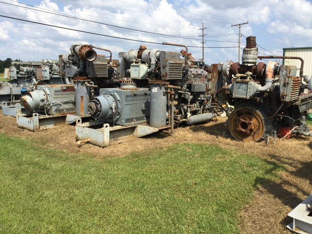 Lot of (5) Waukesha Engines Lot of (5) Waukesha Engines