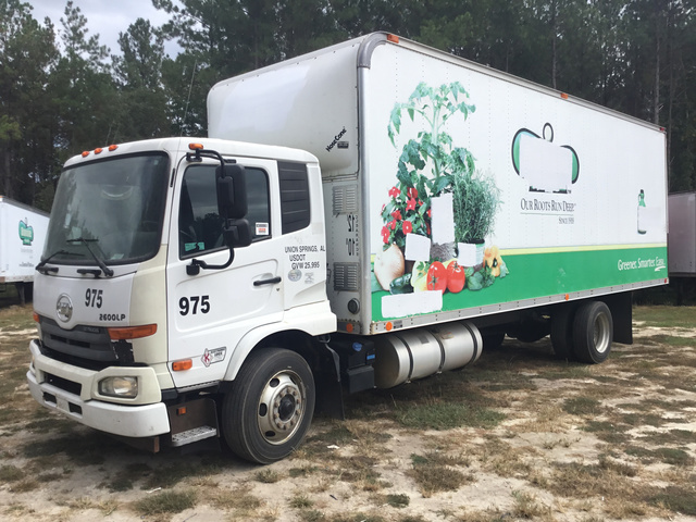 2011 Nissan UD2600 Cargo Truck