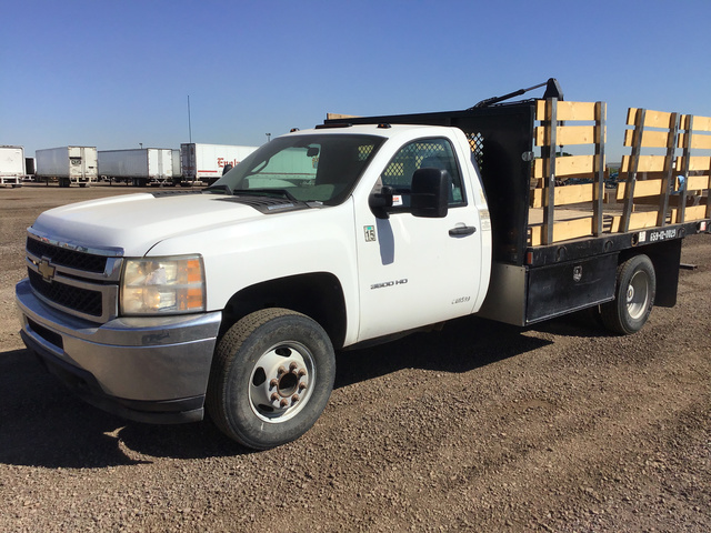 2011 Chevrolet Silverado C3500HD Flatbed Truck