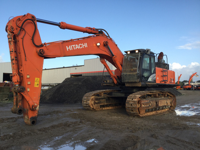 2013 Hitachi ZX520LCH-5B Track Excavator 2013 Hitachi ZX520LCH-5B Track Excavator