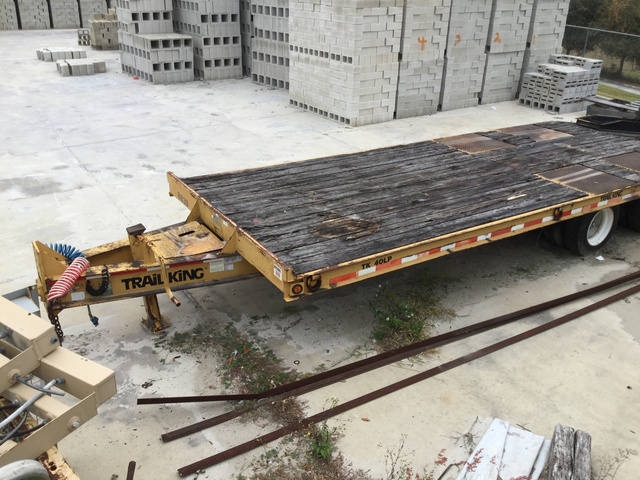 2005 Trail King TK40LP T/A Equipment Trailer