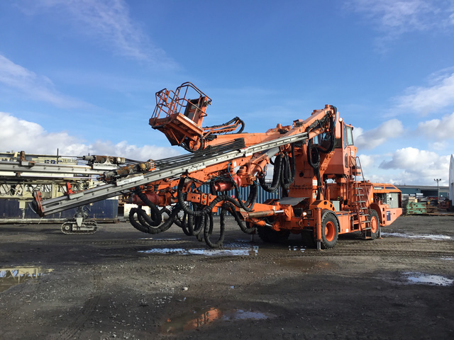 Tamrock Axera T12 Jumbo Drill Tamrock Axera T12 Jumbo Drill