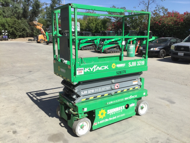 2013 Skyjack SJIII-3219 Electric Scissor Lift
