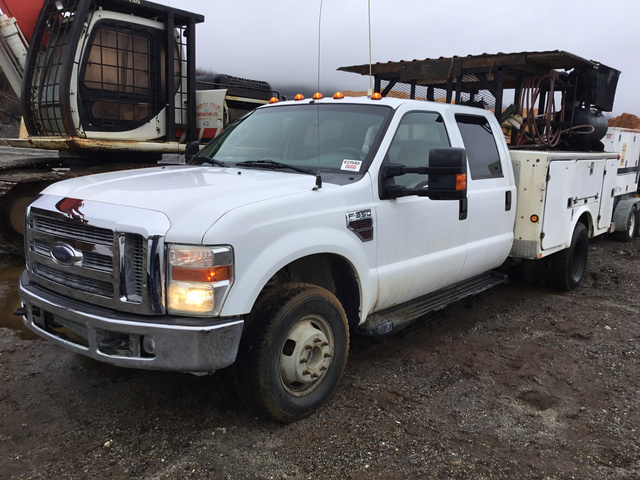 2008 (unverified) Ford F350 Crew Cab Service Truck