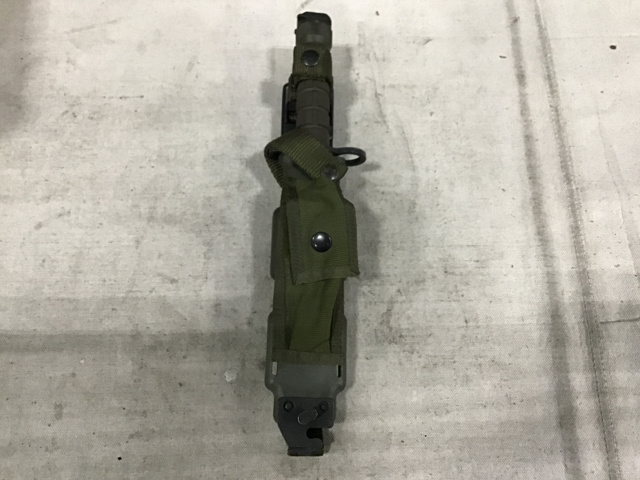 (6) Bayonet Knives w/Scabbards