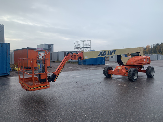 2006 JLG M600JP 4WD Dual Fuel Articulating Boom Lift 2006 JLG M600JP 4WD Dual Fuel Articulating Boom Lift