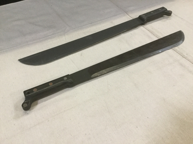 (271) Ontario 1-18 Rigid Handle Machetes