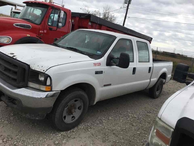 2004 Ford F-250 Super Duty Crew Cab Pickup
