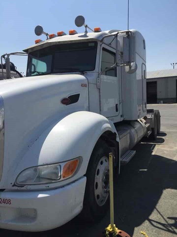 2007 Peterbilt 386 T/A Sleeper Truck Tractor