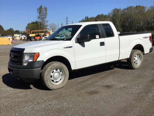 2013 Ford F-150 XL 4x4 Extended Cab Pickup