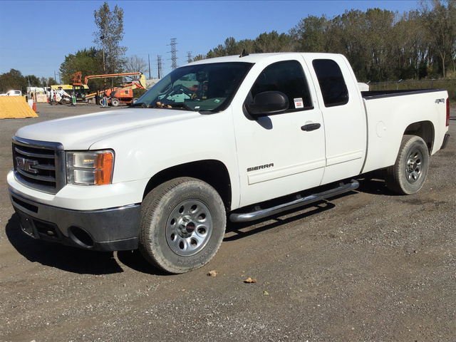 2012 GMC Sierra K1500 SLE 4x4 Extended Cab Pickup