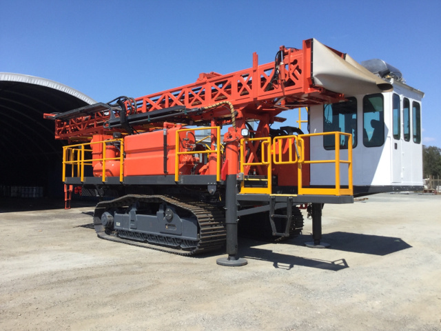 Sandvik D40KS Crawler Mounted Blast Hole Drill Sandvik D40KS Crawler Mounted Blast Hole Drill