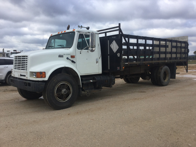 1995 International 4700 S/A Flatbed Truck 1995 International 4700 S/A Flatbed Truck