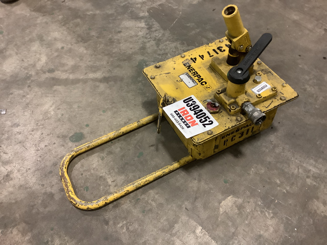 Enerpac P462 Hydraulic Hand Pump