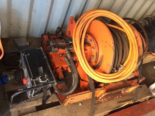 1999 Rotzler HZ090 Winch