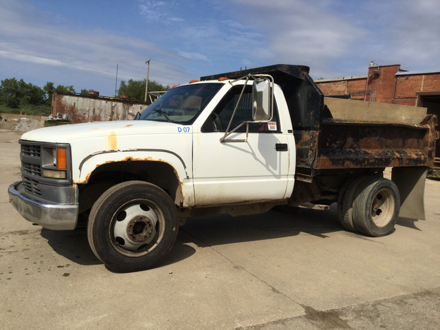 1997 Chevrolet C3500-HD Dump Truck