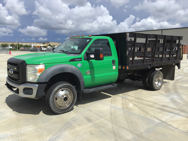 2011 Ford F-450 Super Duty 4x4 Flatbed Truck