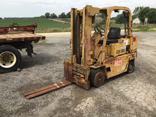 Cat Y70D Cushion Tire Forklift