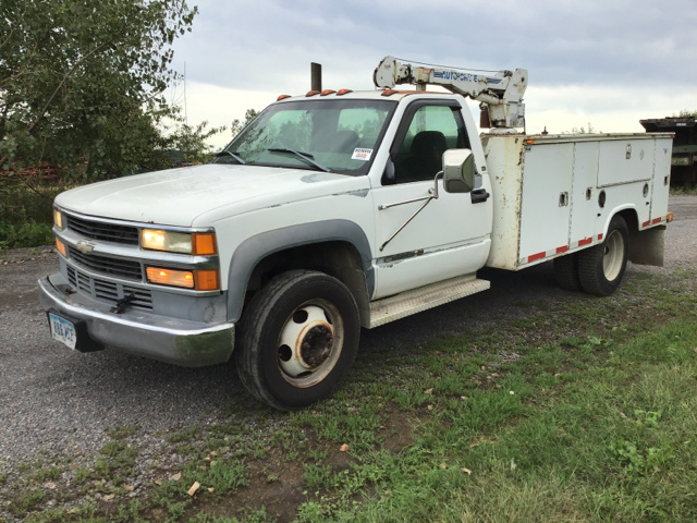 1998 Chevrolet C3500HD S/A Service Truck w/ Crane