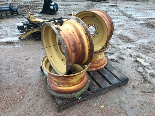 Lot of (4) 17.5-25 Wheels - Fits Cat IT14G