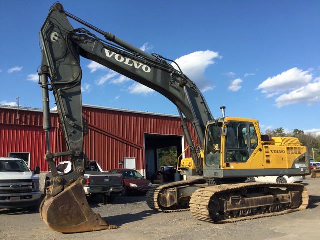 2004 (unverified) Volvo EC330BLC Track Excavator