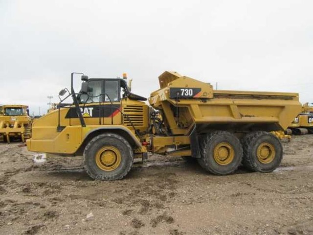 2013 Cat 730 Articulated Ejector Truck