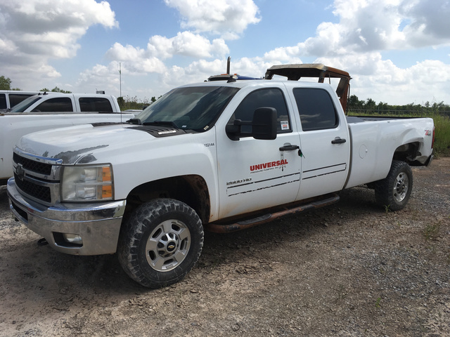 2011 Chevrolet Silverado 2500HD Z71 4x4 Crew Cab Pickup