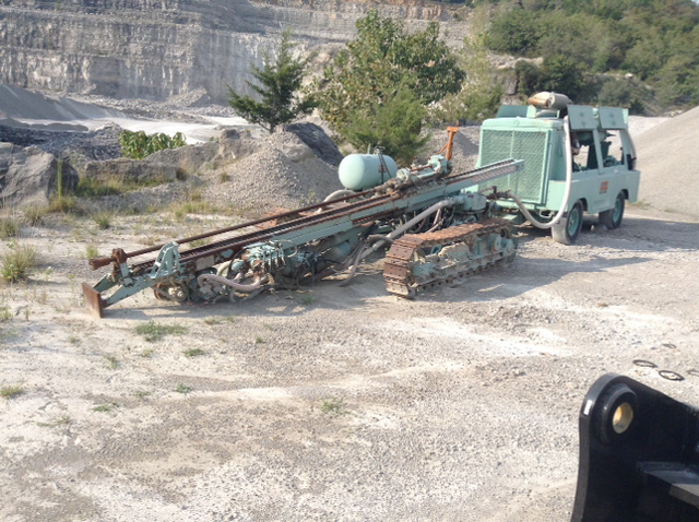 Gardner Denver   Crawler Mounted Blast Hole Drill