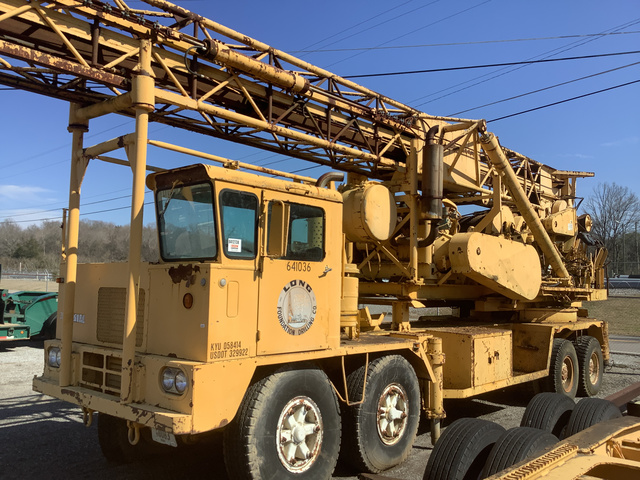 Hendrickson 1000-D-0H Drill Truck