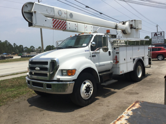 2007 Ford F-750 S/A Bucket Truck 2007 Ford F-750 S/A Bucket Truck