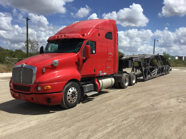 2006 Kenworth T2000 Car Carrier Truck w/ Auto Transport Trailer