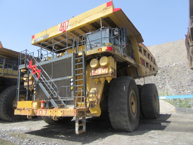 2009 Komatsu 830E-1AC Off-Road End Dump Truck