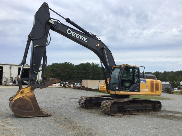 2015 John Deere 250G LC Track Excavator