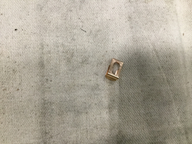 (12) 995-7794-001 Access Door Hinges