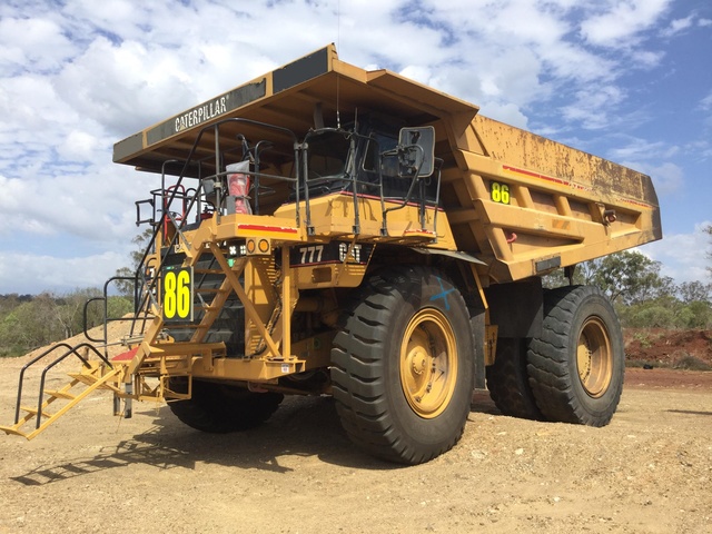 1996 Cat 777C Off-Road End Dump Truck 1996 Cat 777C Off-Road End Dump Truck