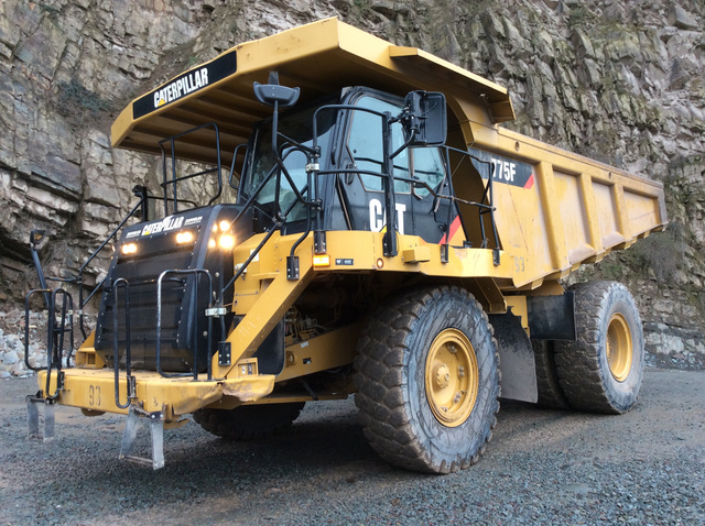 2010 Cat 775F Off-Road End Dump Truck 2010 Cat 775F Off-Road End Dump Truck