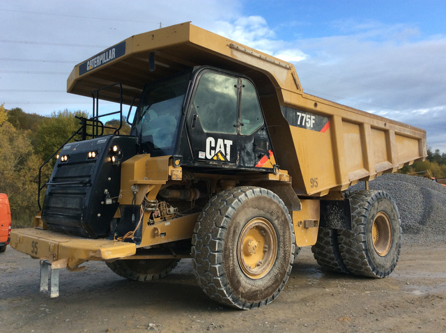 2010 Cat 775F Off-Road End Dump Truck 2010 Cat 775F Off-Road End Dump Truck