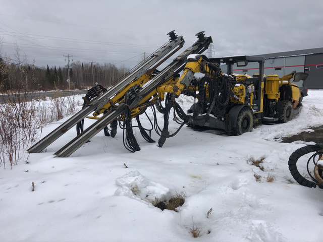 2005 Atlas Copco Rocket Boomer M2D Jumbo Drill 2005 Atlas Copco Rocket Boomer M2D Jumbo Drill