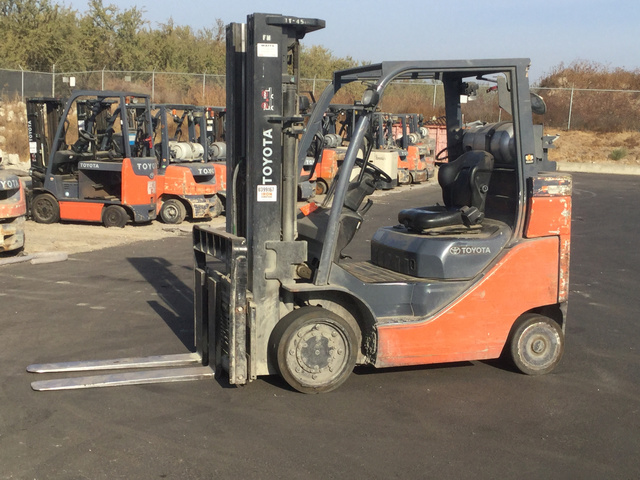 2014 Toyota 8FGC35U-BCS Cushion Tire Forklift