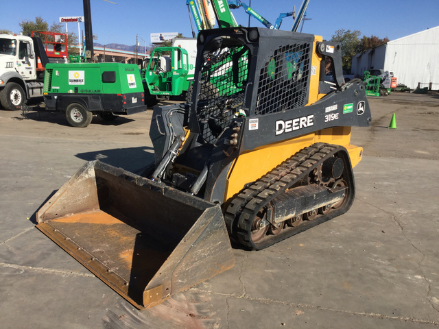 2015 John Deere 319E Compact Track Loader 2015 John Deere 319E Compact Track Loader