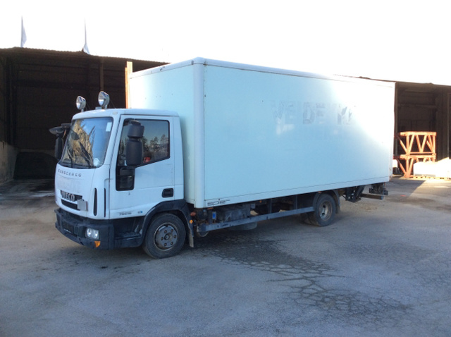 2010 (unverified) Iveco Eurocargo 75E18 4x2 Service Truck 2010 (unverified) Iveco Eurocargo 75E18 4x2 Service Truck