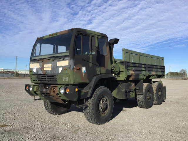 1997 Stewart & Stevenson M1083 MTV 6x6 Cargo Truck