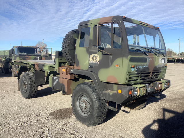 Stewart & Stevenson M1078 LMTV 4x4 Cargo Truck