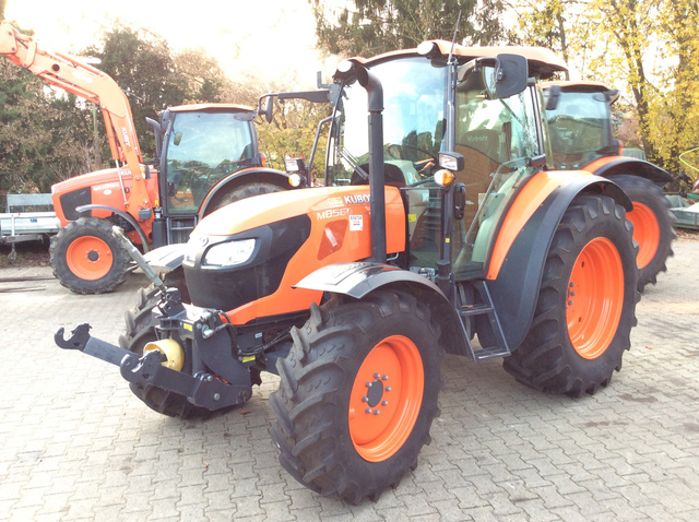 2016 Kubota M8560 4WD Tractor