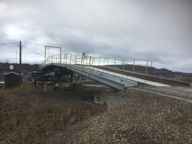 Bid Canada Hydraulic Truck Dumping System