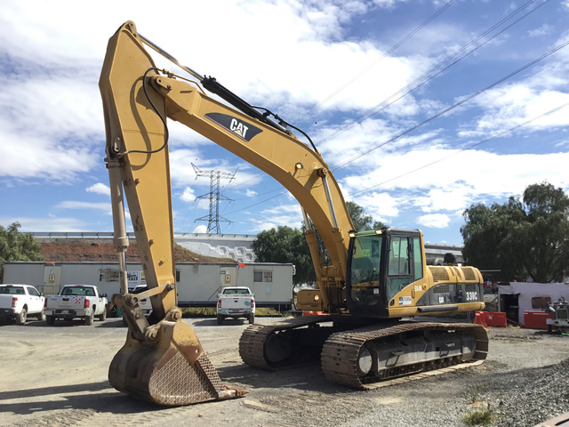 2004 (unverified) Cat 330C Track Excavator