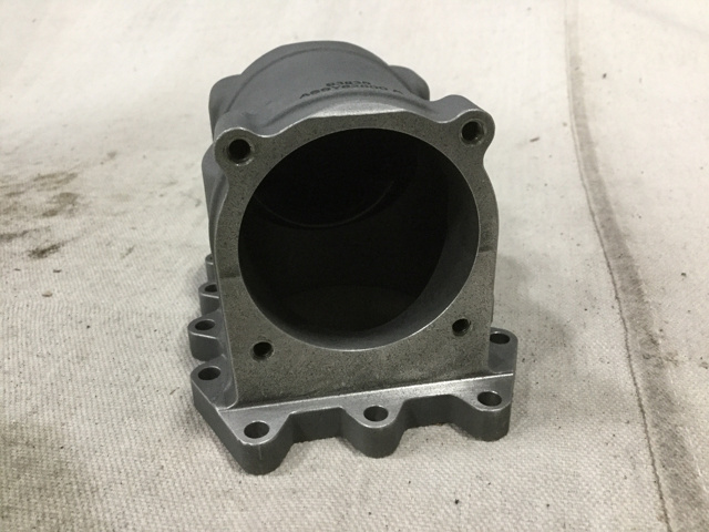 (8) Parker-Hannifin 62600 Liquid Pump Housings (8) Parker-Hannifin 62600 Liquid Pump Housings