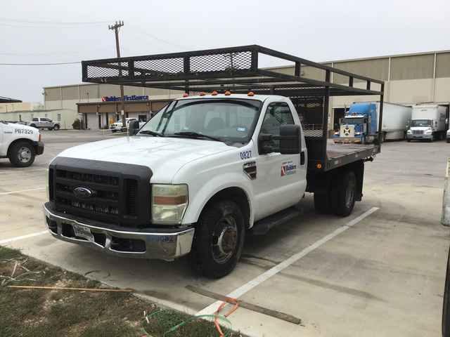 2006 (unverified) Ford F-350 Flatbed Truck 2006 (unverified) Ford F-350 Flatbed Truck