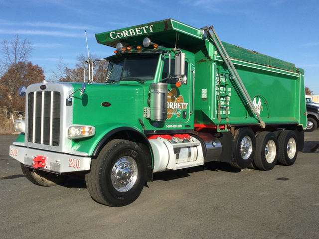 2014 Peterbilt 388 Tri/A Dump Truck