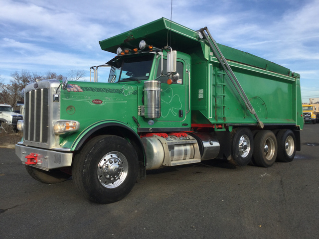 2014 Peterbilt 388 Tri/A Dump Truck